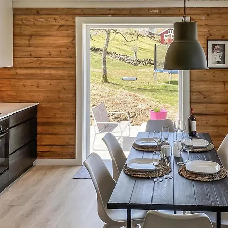 4 Bedroom Gorgeous In