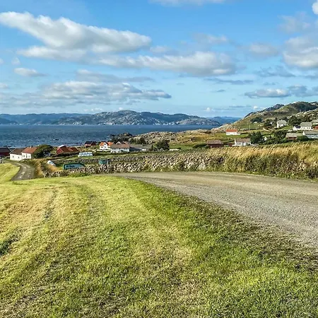 4 Bedroom Gorgeous In Holiday home Vanse